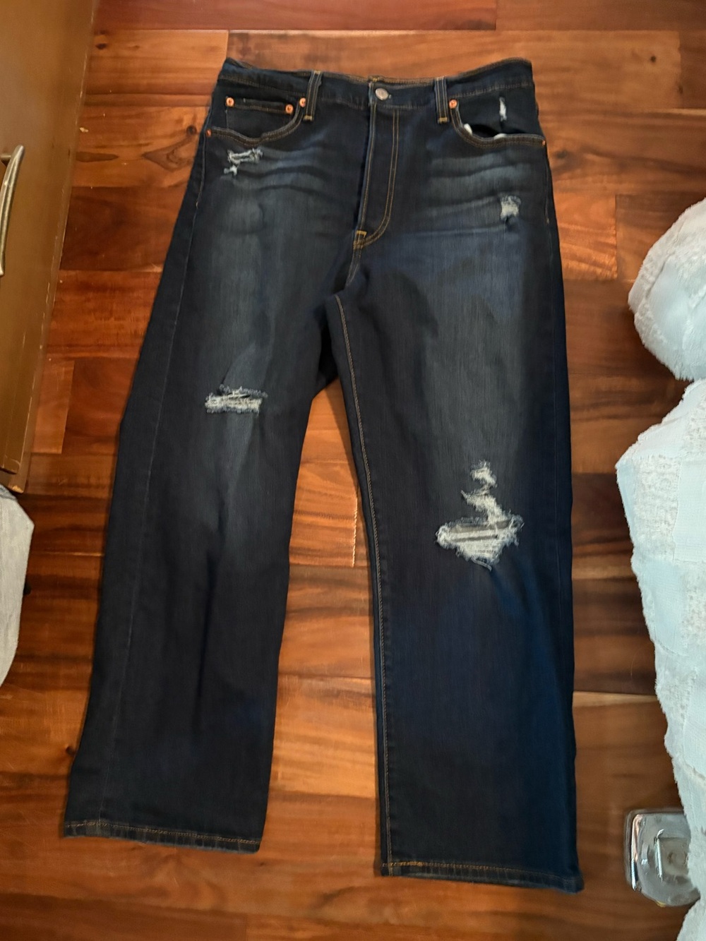 Levi’s Wedgie Straight Ankle Jeans 32 Dark Wash Distressed High Rise (1446)